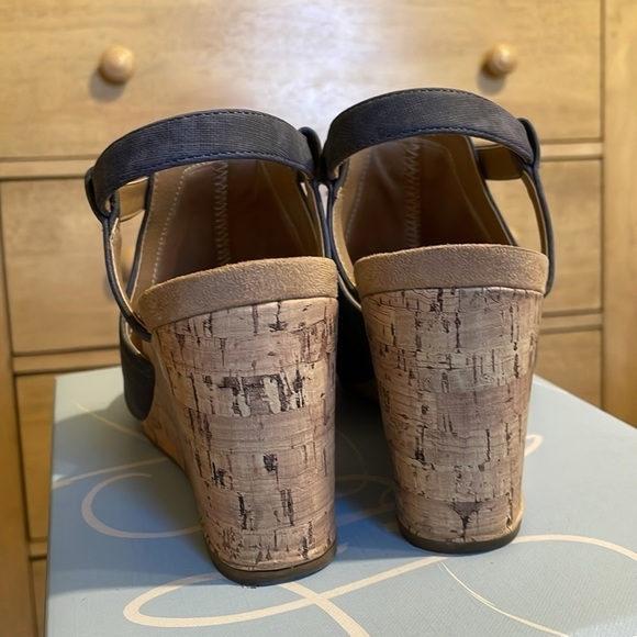 Life Stride Harlow Wedge Strap On Sandal Sz 8.5M Blue Denim - Picture 2 of 10